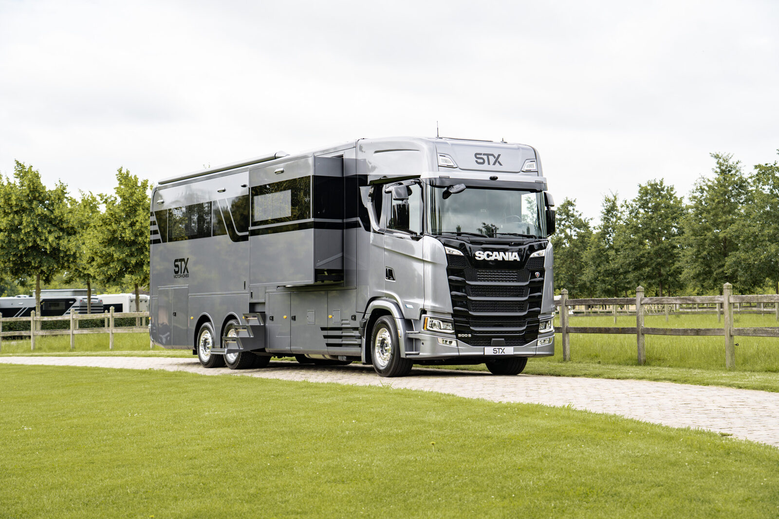 Escape 3, STX motorhome on Scania S500, view 6